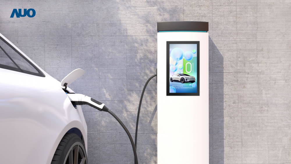 友達〝EVSE車用充電樁解決方案〞專為電動汽車充電樁設計，具有高亮度、克服戶外艱難環境的耐溫、耐紫外線等特性，並搭載散熱性及擴充性強的高效能工業電腦，可實現人機互動訴求，如資訊顯示、支付等應用