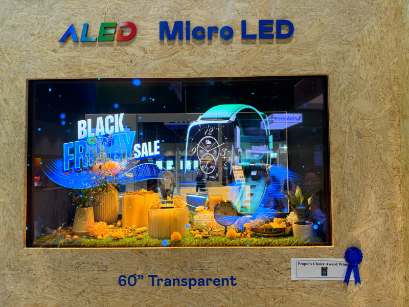 世界杯官网线上平台60吋高透明度Micro LED显示器获&rdquo;最佳Micro LED技术应用奖&rdquo;，将Micro LED面板透明化之设计特性极致发挥，以可扩展性无缝拼接技术打造，具备600 nits全画面亮度、大于60%穿透率及超过NTSC 110%的优异广色域表现，可依需求灵活应用于各种场域