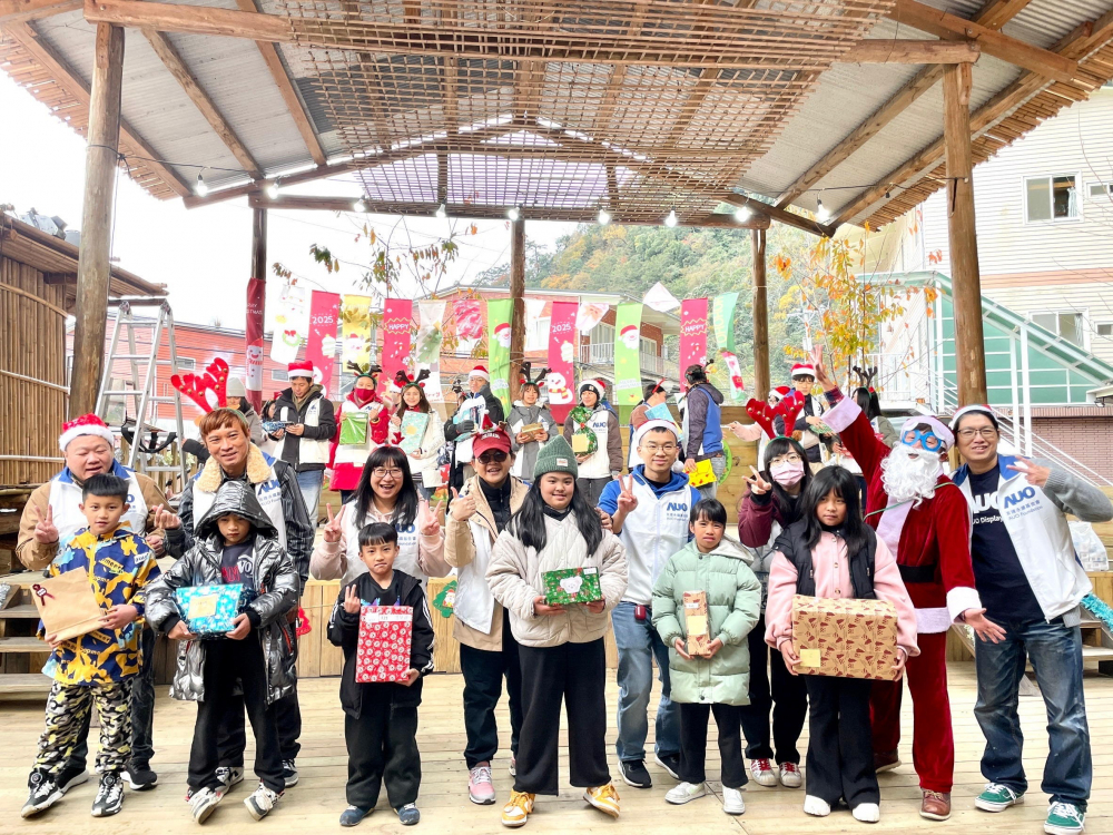友達永續基金會號召「圓夢計畫」行動連續23年，由同仁凝聚內部愛心與資源送往偏鄉，累積為逾萬名兒童圓夢，實踐友達共創共好的永續精神。